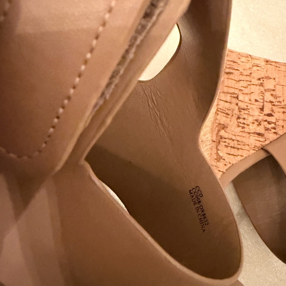 Charles By Charles David Brown Wedge Sandals - Picture 5 of 9